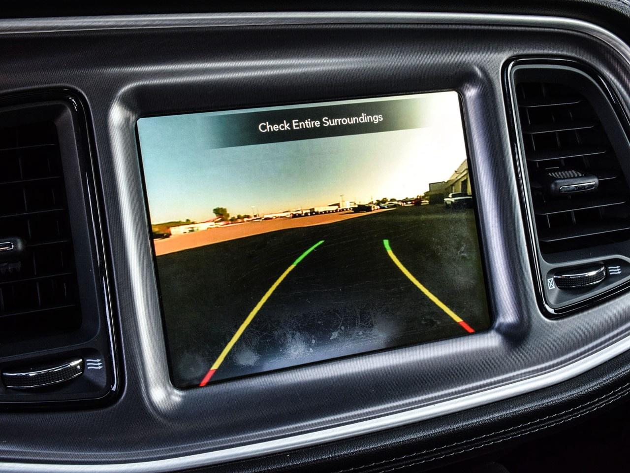 2020 Dodge Challenger SXT RWD Photo