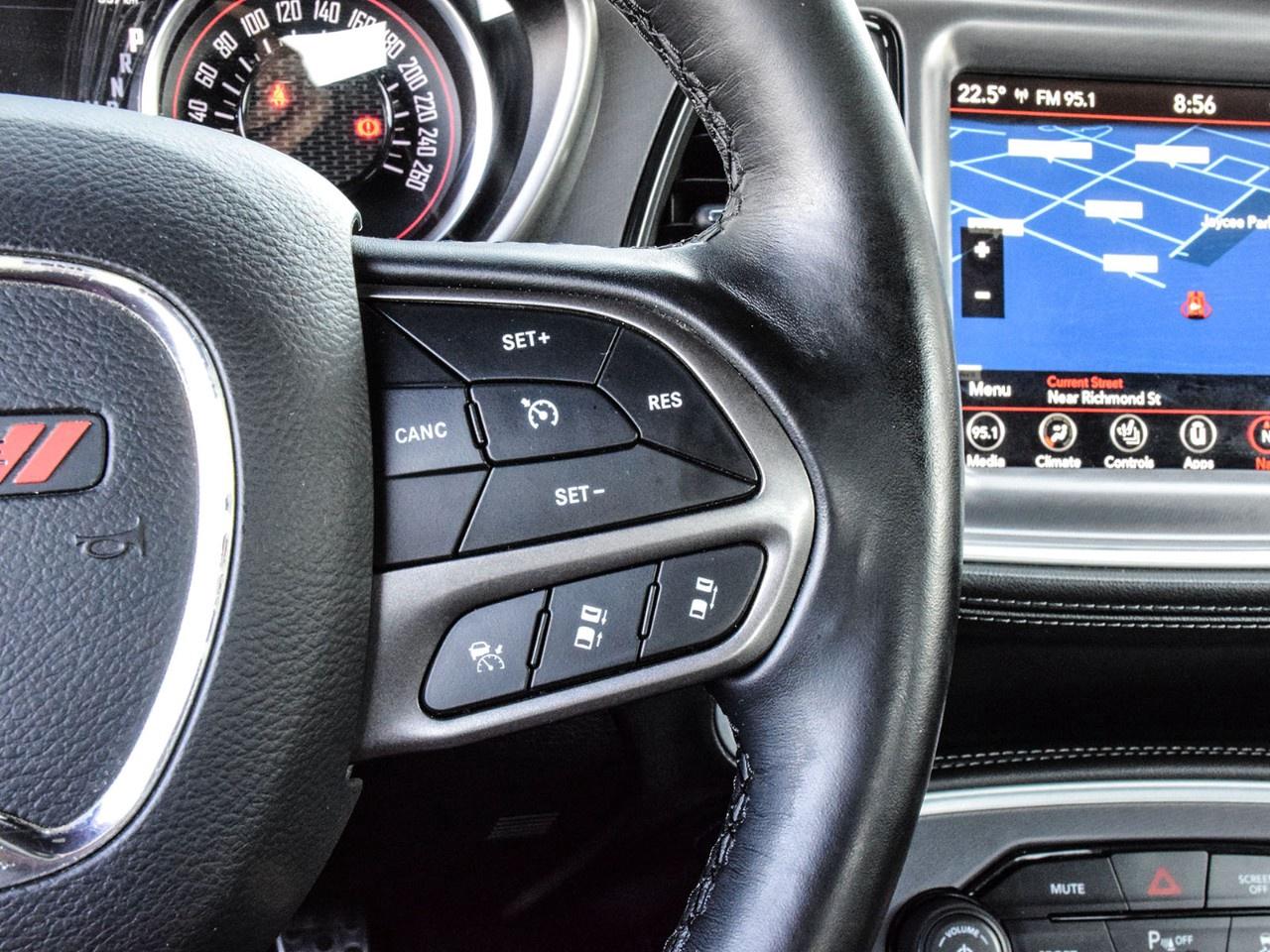 2020 Dodge Challenger SXT RWD Photo