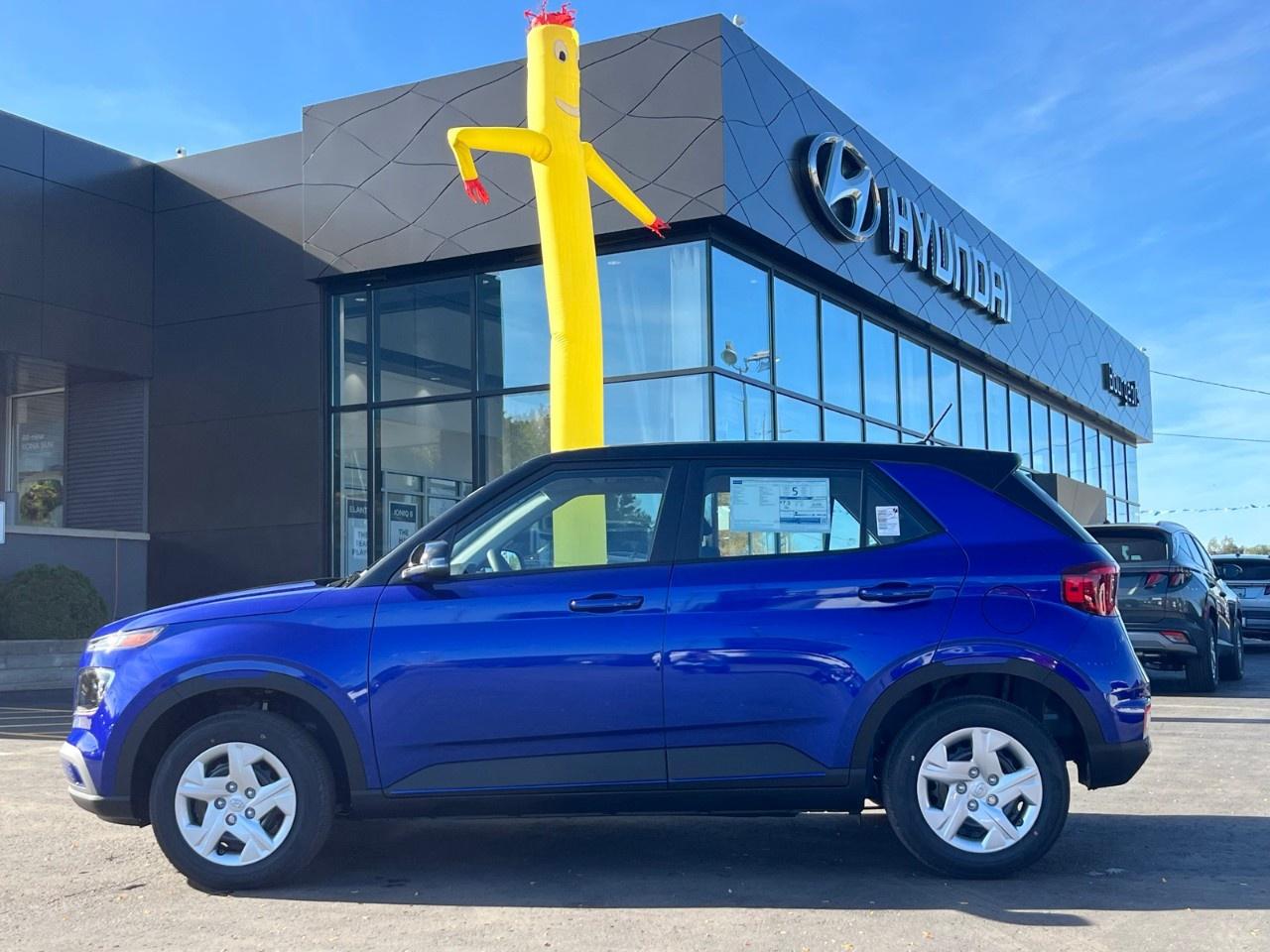 2026 Hyundai Venue Essential IVT w/Two-Tone Photo