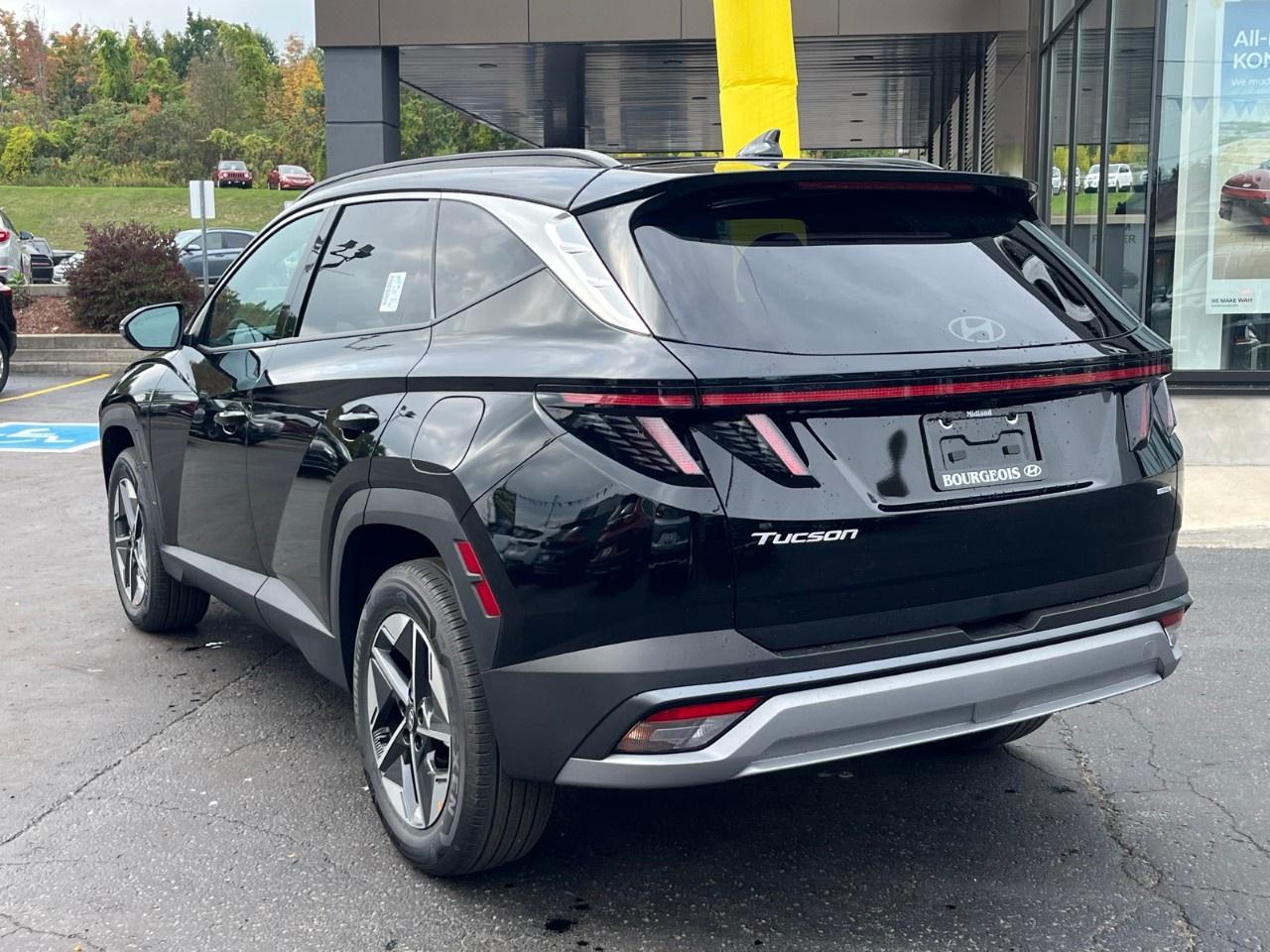 2026 Hyundai Tucson Preferred AWD w/Trend Pkg [TUCWDK2EPMTM] Photo3