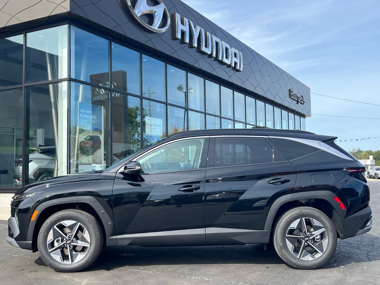 2026 Hyundai Tucson Preferred AWD w/Trend Pkg [TUCWDK2EPMTM] Photo2