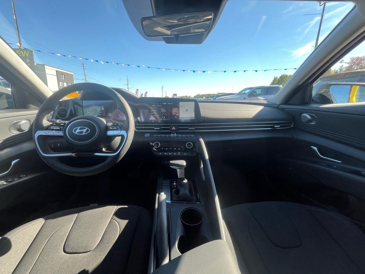 2025 Hyundai Elantra Preferred IVT w/Tech Pkg Photo