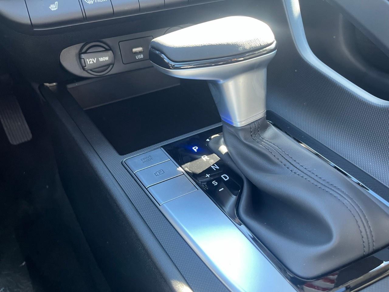 2025 Hyundai Elantra Preferred IVT w/Tech Pkg Photo