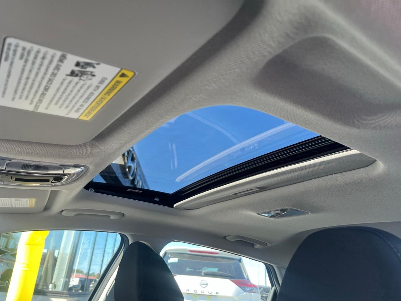 2025 Hyundai Elantra Preferred IVT w/Tech Pkg Photo