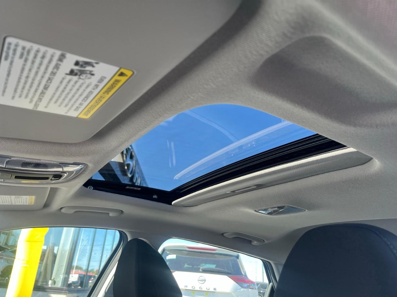 2025 Hyundai Elantra Preferred IVT w/Tech Pkg Photo