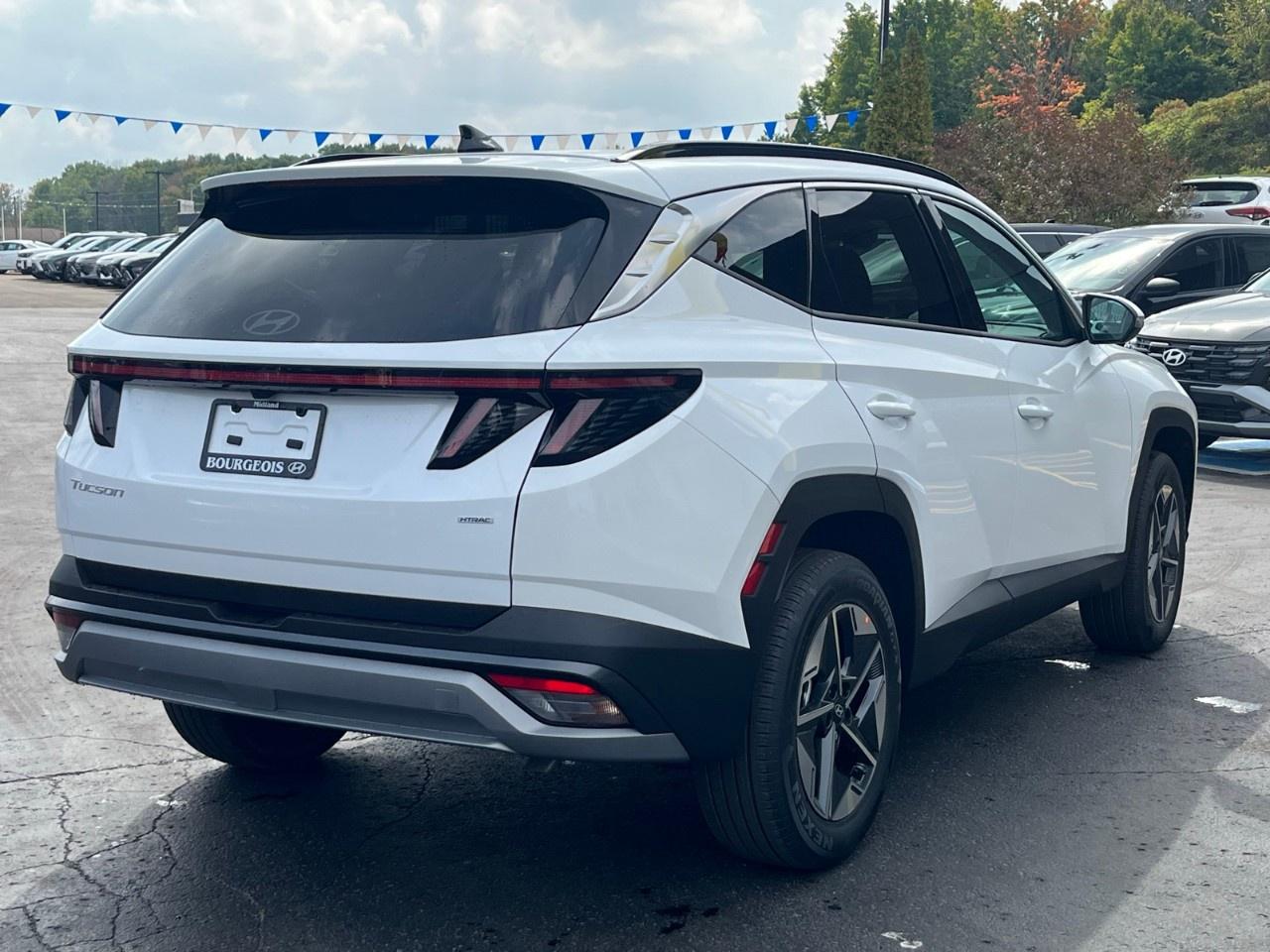 2026 Hyundai Tucson Preferred AWD w/Trend Pkg [TUCWDK2EPMTM] Photo