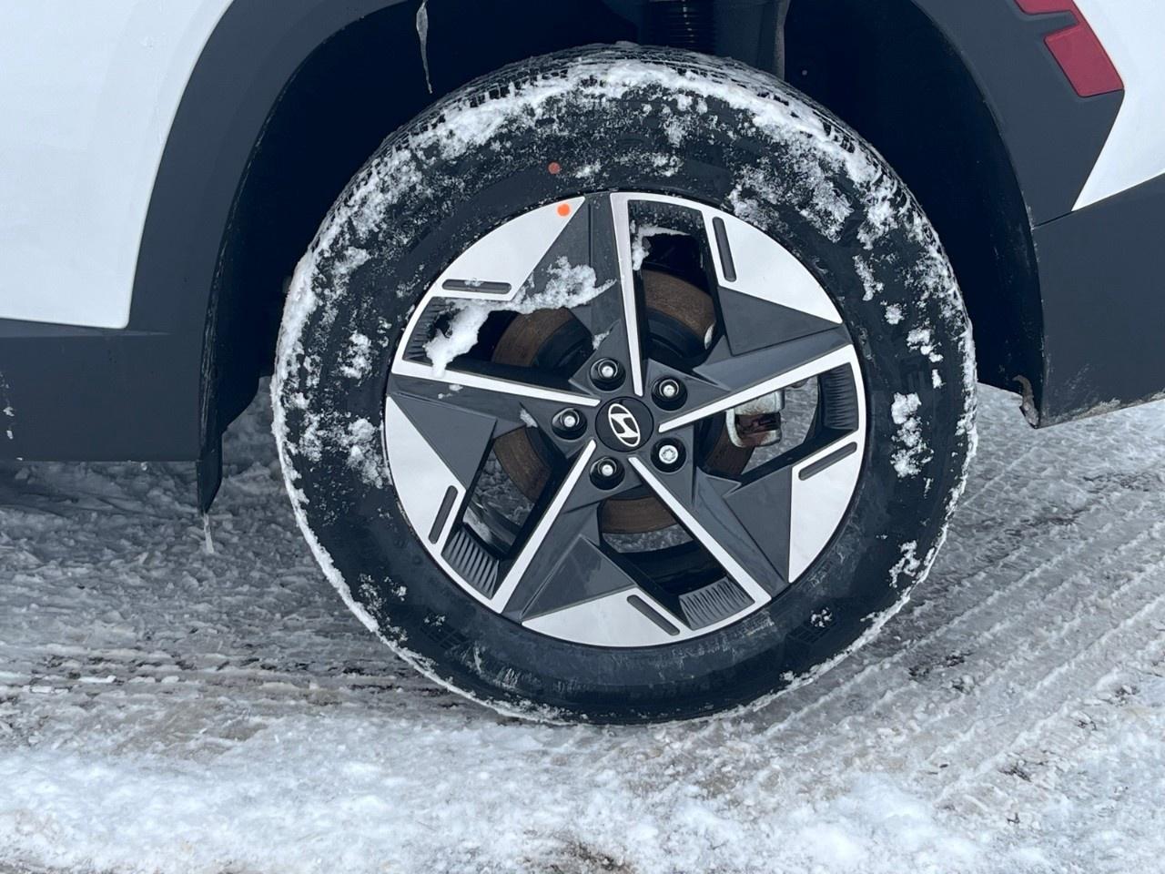 2026 Hyundai Tucson Preferred AWD w/Trend Pkg [TUCWDK2EPMTM] Photo3