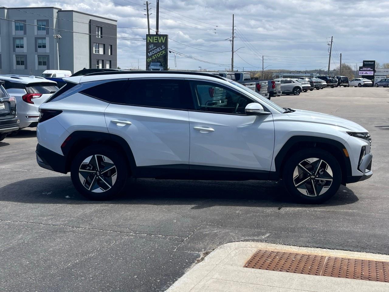 2026 Hyundai Tucson Preferred AWD w/Trend Pkg [TUCWDK2EPMTM] Photo