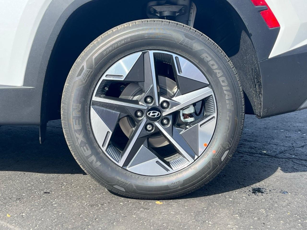 2026 Hyundai Tucson Preferred AWD w/Trend Pkg [TUCWDK2EPMTM] Photo3