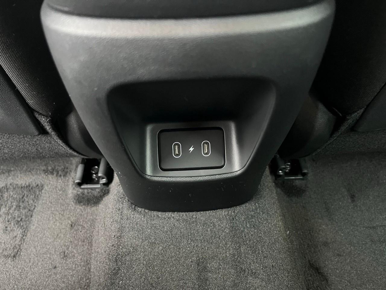 2025 Hyundai Elantra Preferred IVT Photo