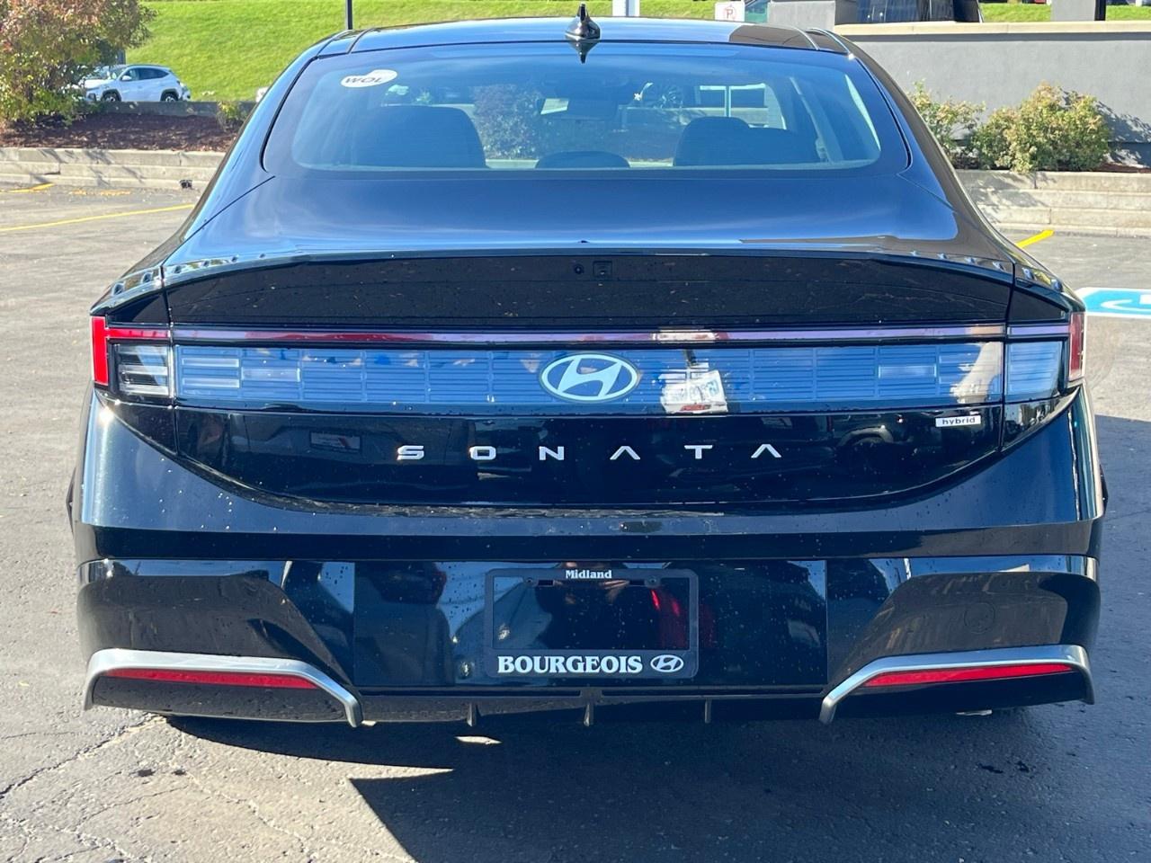 2026 Hyundai Sonata Hybrid Preferred-Trend FWD Photo