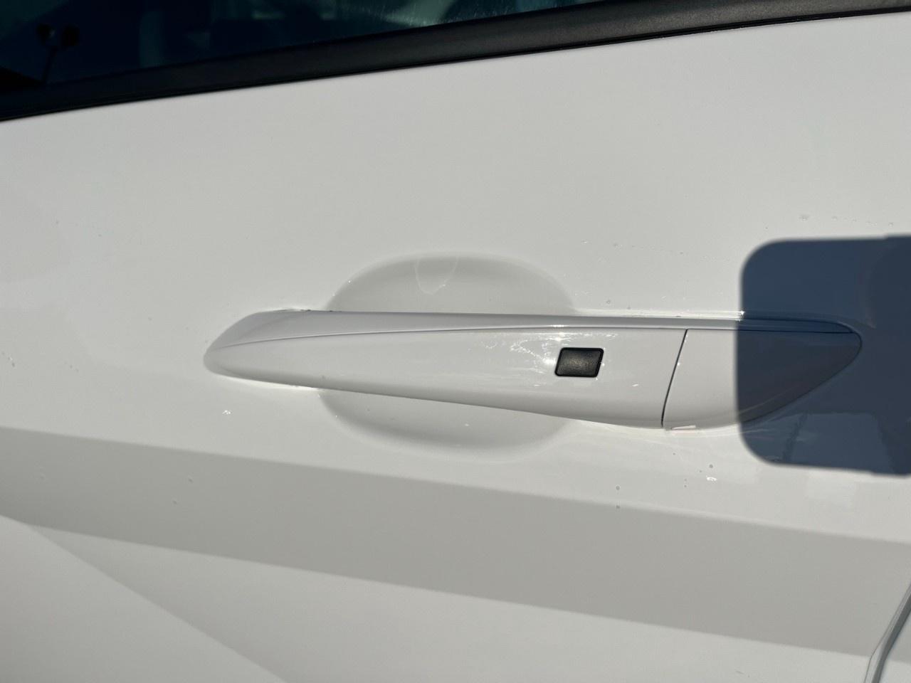 2025 Hyundai Elantra Preferred IVT w/Tech Pkg Photo