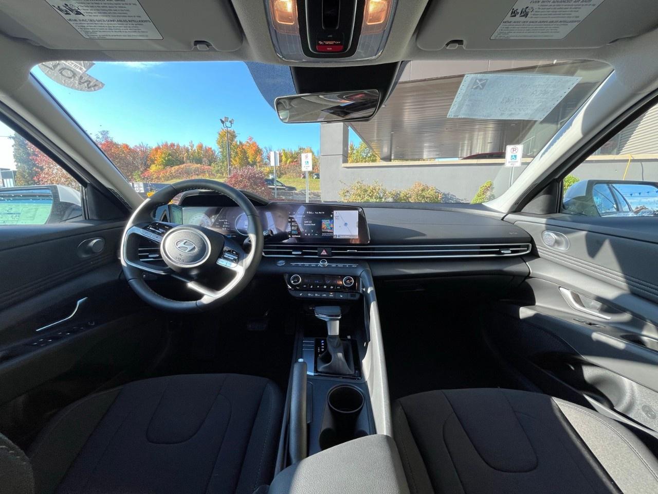 2025 Hyundai Elantra Preferred IVT w/Tech Pkg Photo