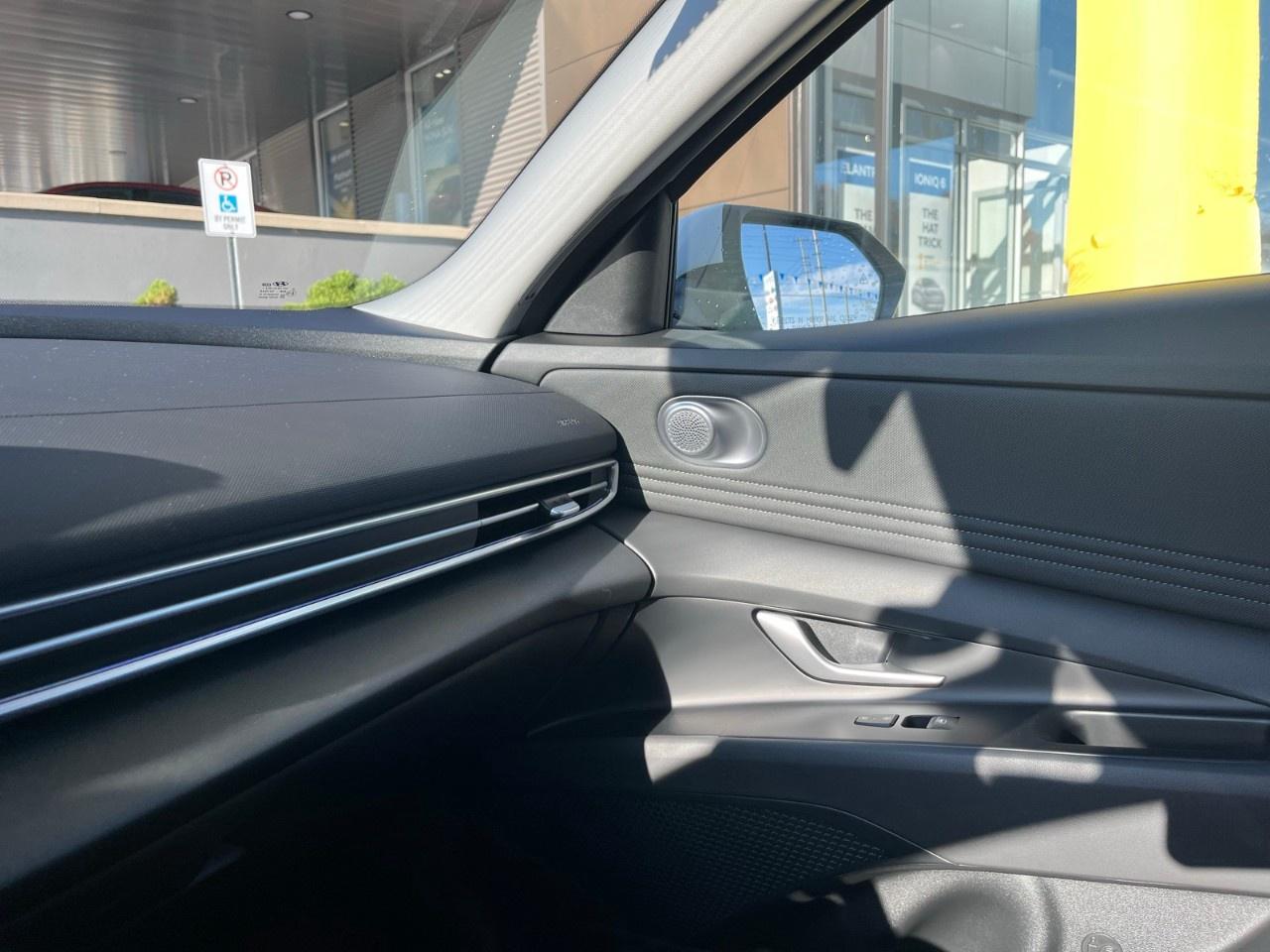 2025 Hyundai Elantra Preferred IVT w/Tech Pkg Photo