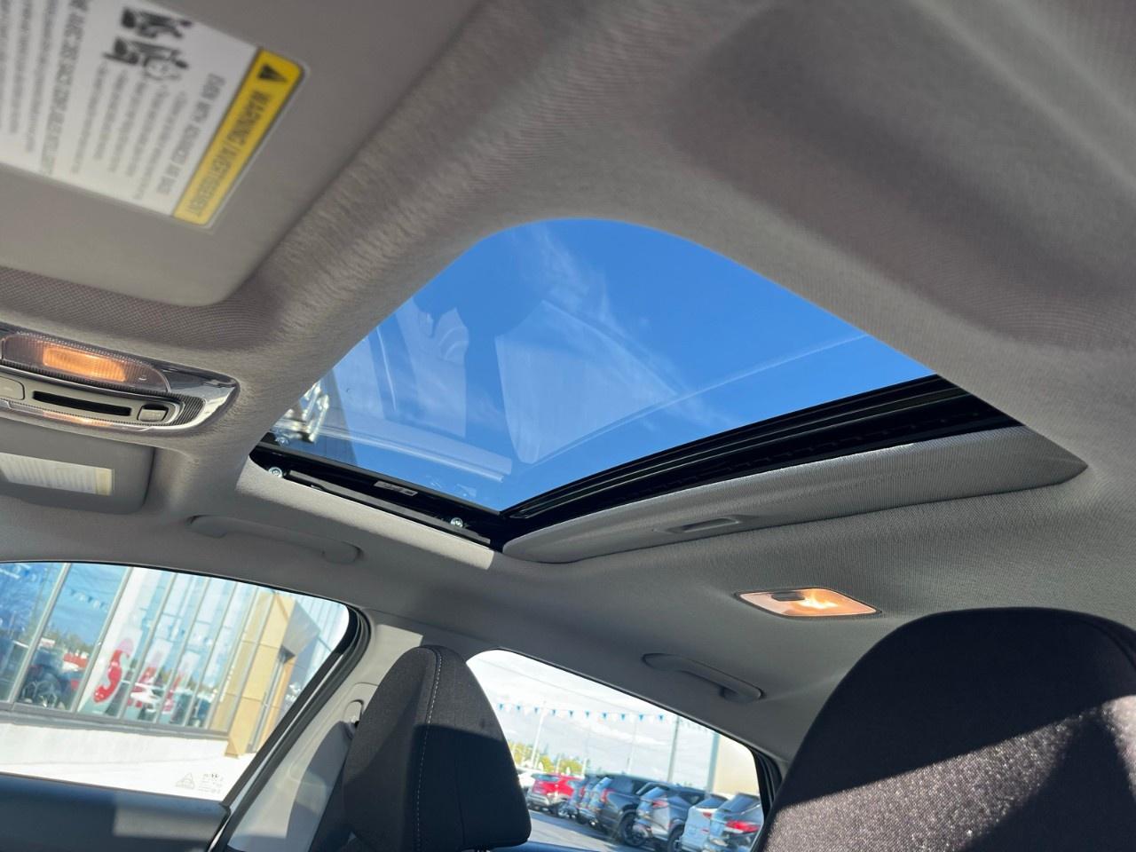 2025 Hyundai Elantra Preferred IVT w/Tech Pkg Photo