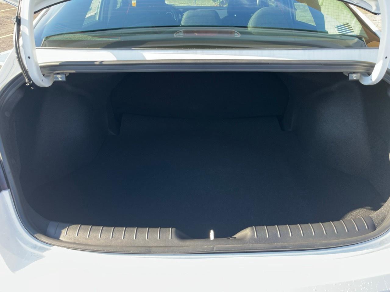 2025 Hyundai Elantra Preferred IVT w/Tech Pkg Photo