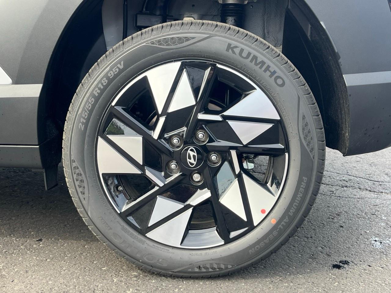 2026 Hyundai KONA 2.0L Preferred AWD Photo3