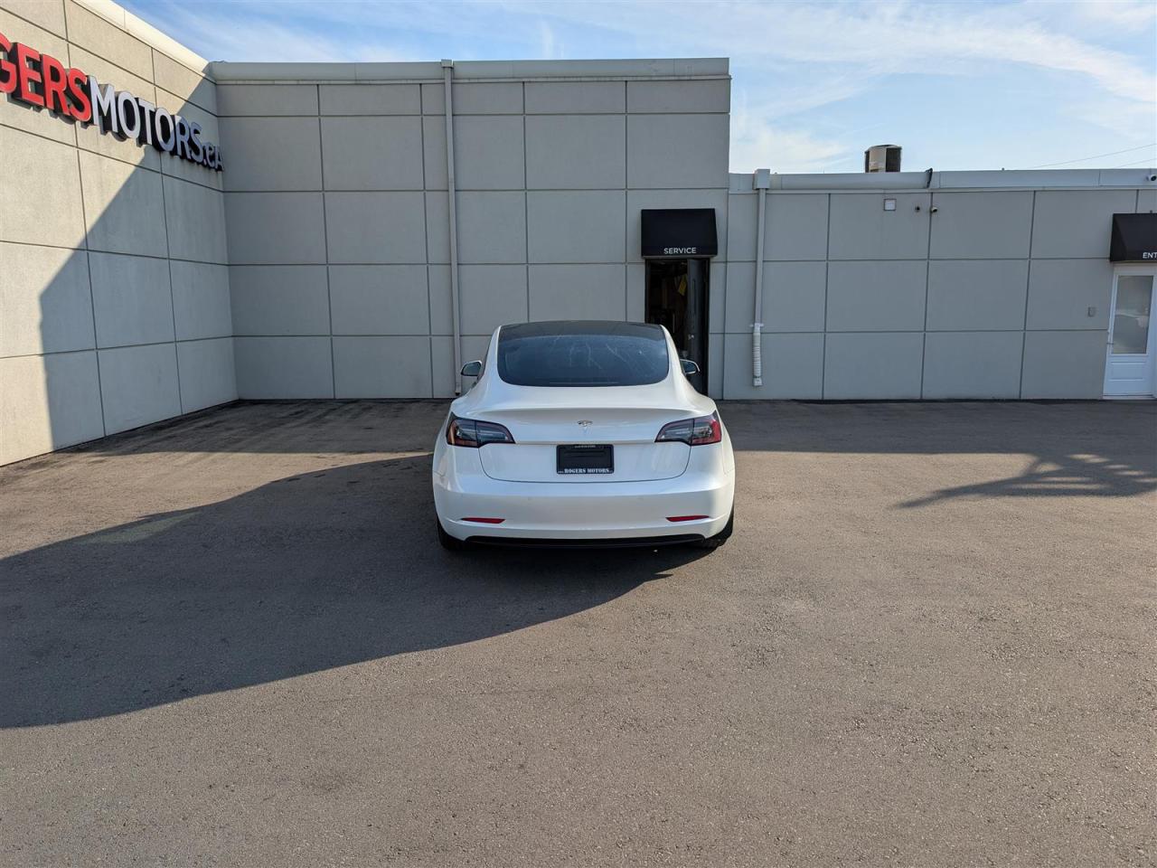 2021 Tesla Model 3 STANDARD RANGE PLUS Photo4