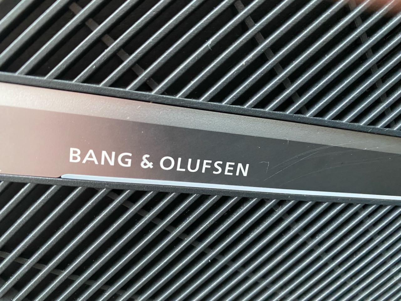 2020 Audi Q5 2.0T | Technik | Panoramic Sunroof Photo