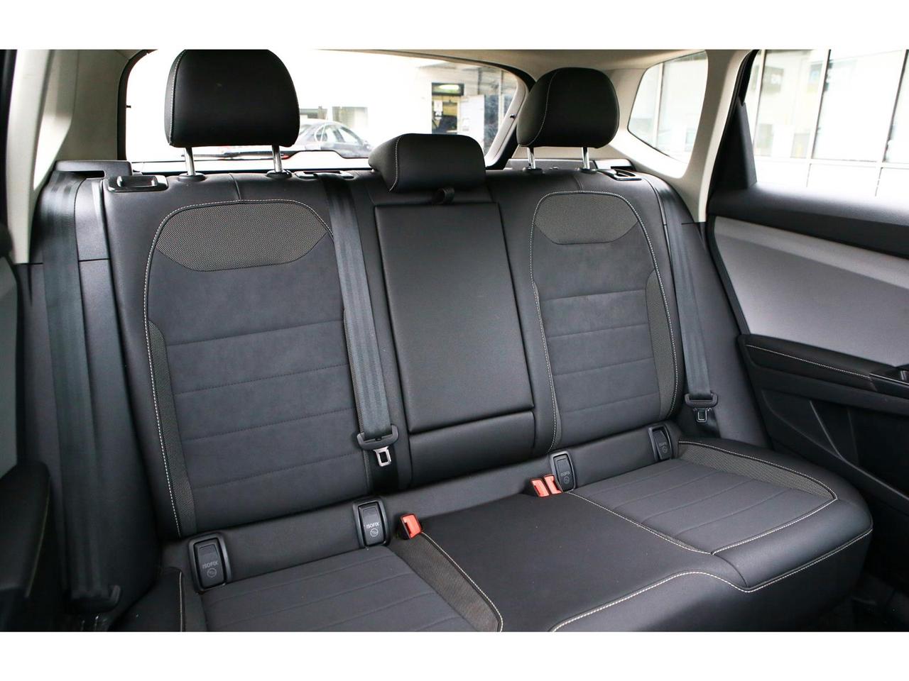 2024 Volkswagen Taos Comfortline Photo