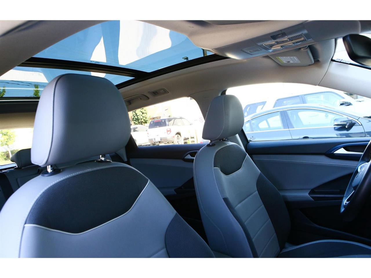 2024 Volkswagen Taos Highline | turbocharged 1.5-liter engine | Panorama Roof | Photo