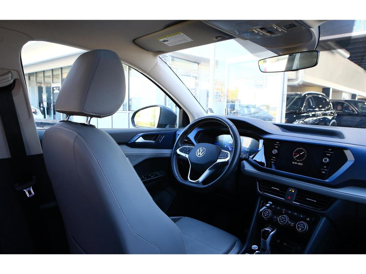 2024 Volkswagen Taos Highline | turbocharged 1.5-liter engine | Panorama Roof | Photo