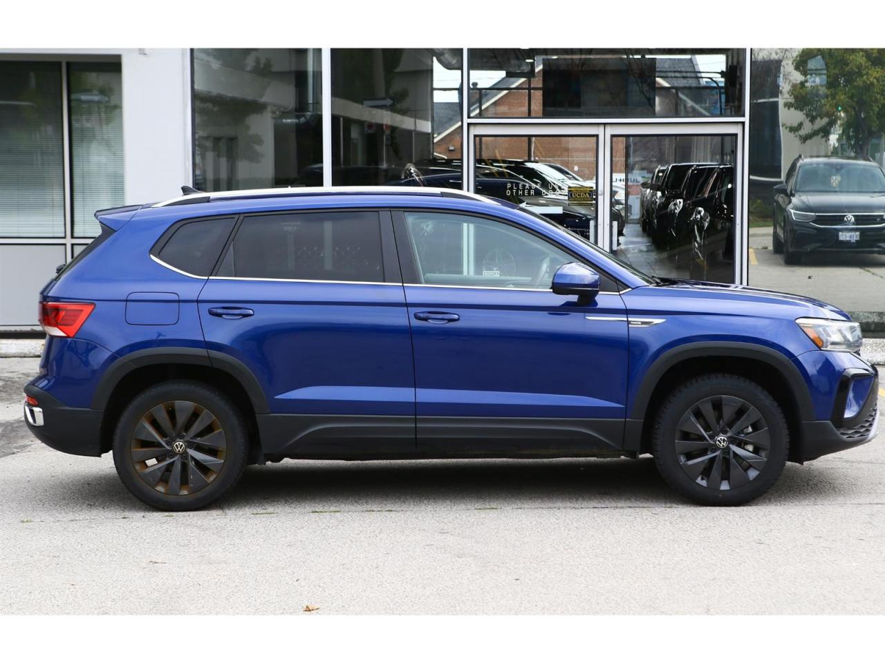 2024 Volkswagen Taos Comfortline Photo