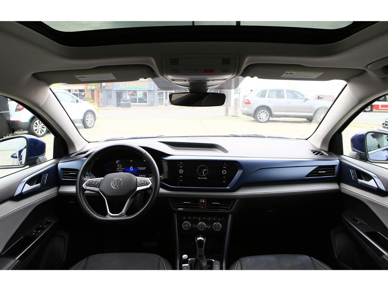 2024 Volkswagen Taos Comfortline Photo