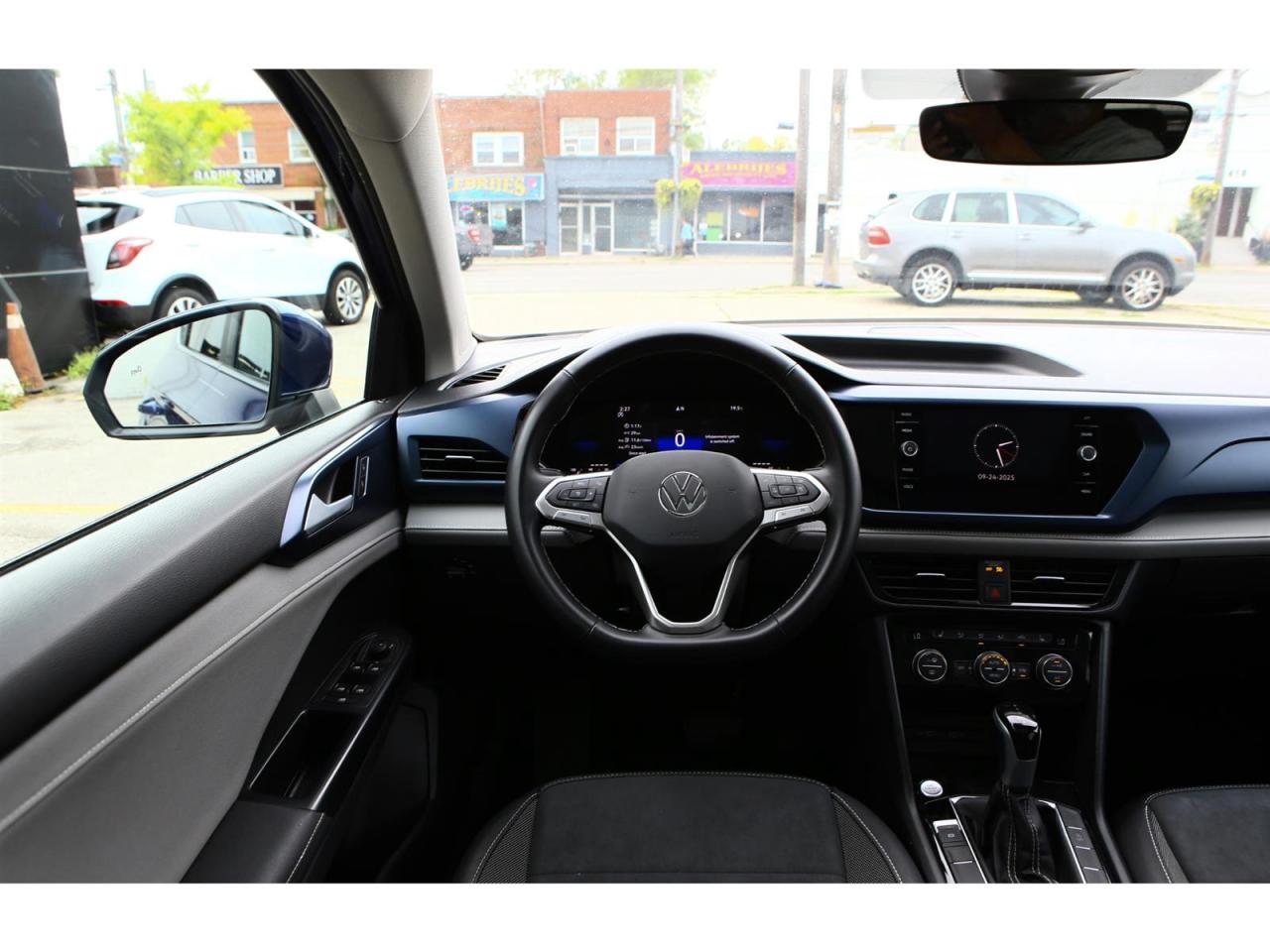 2024 Volkswagen Taos Comfortline Photo