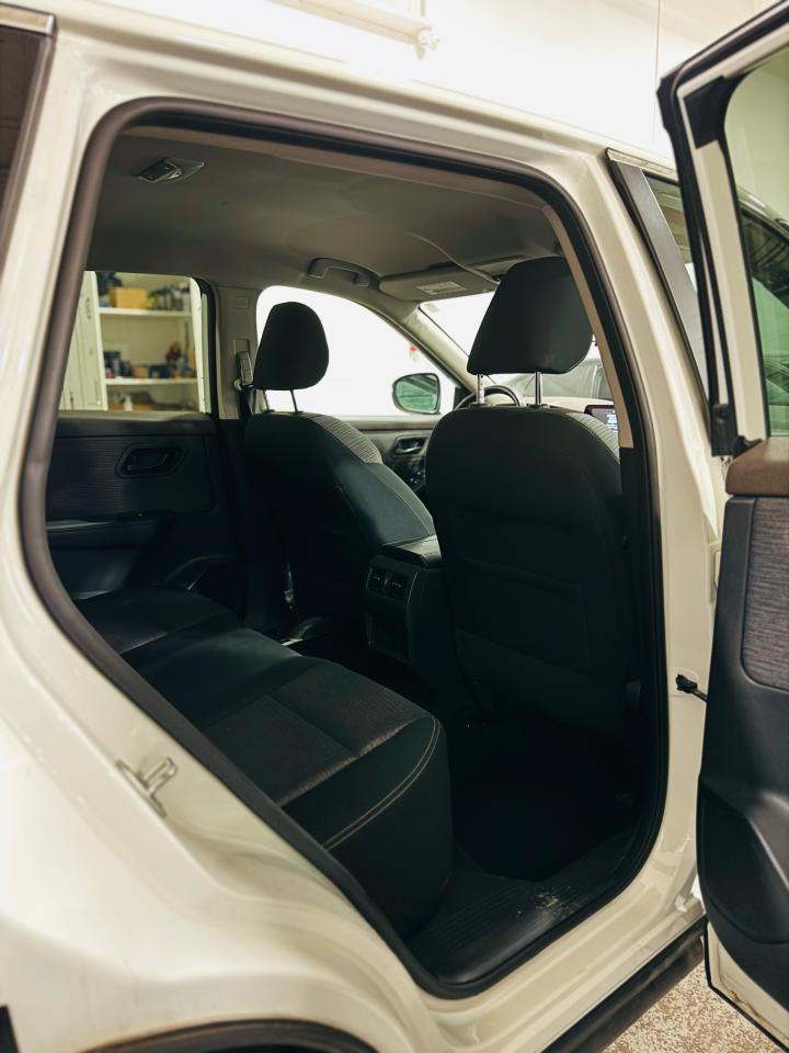 2021 Nissan Rogue S - Photo #17