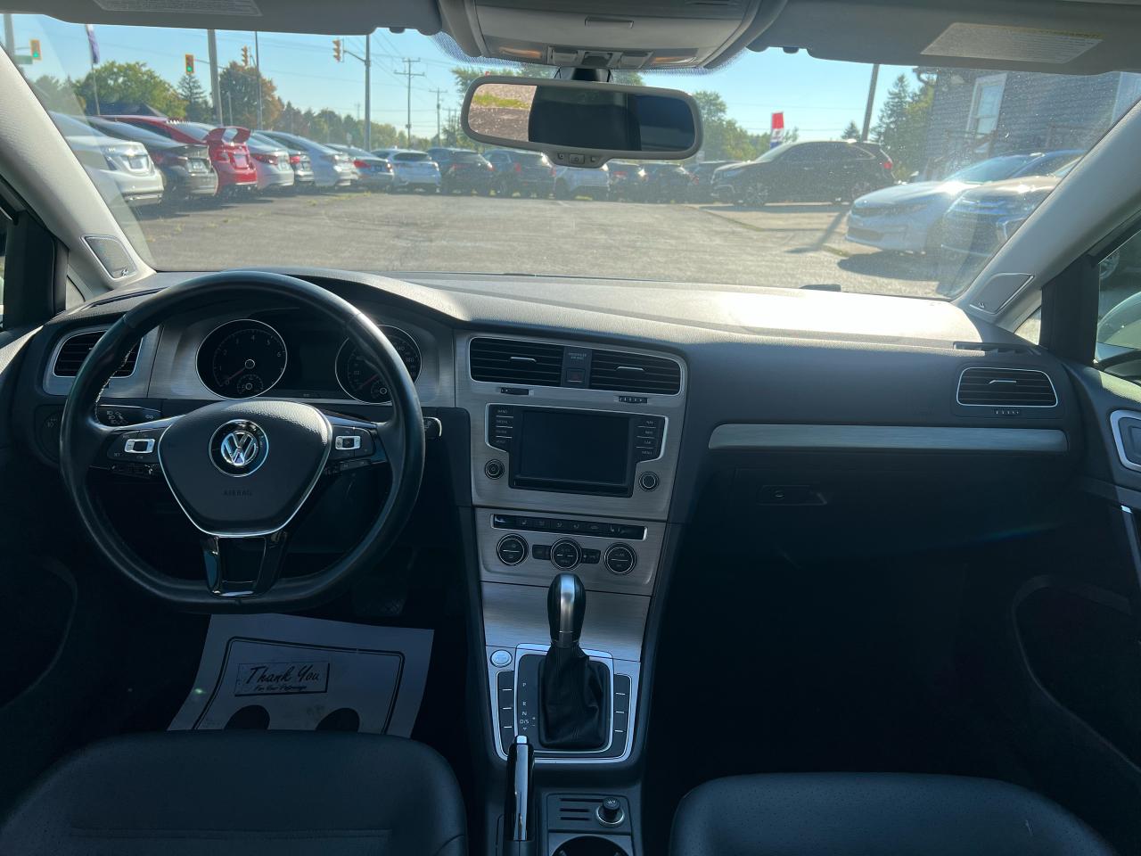 2016 Volkswagen Golf Highline Photo19
