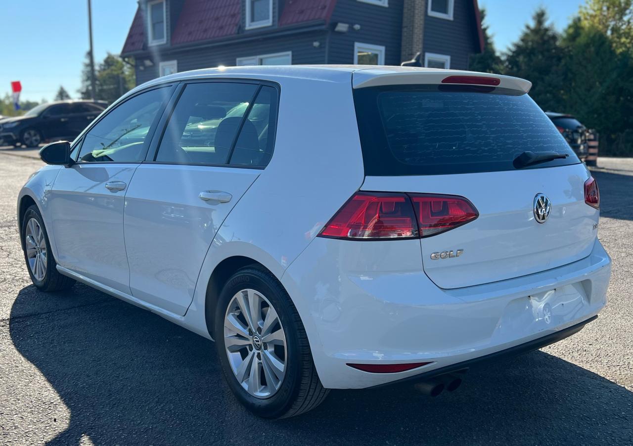 2016 Volkswagen Golf Highline Photo36