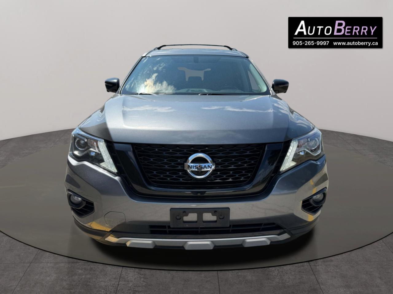 2020 Nissan Pathfinder 4x4 SL Premium Photo2
