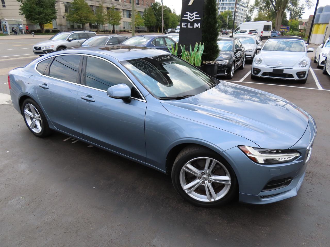 2017 Volvo S90 T6 Momentum Pkg - Navigation - Leather - Sunroof !!! Photo