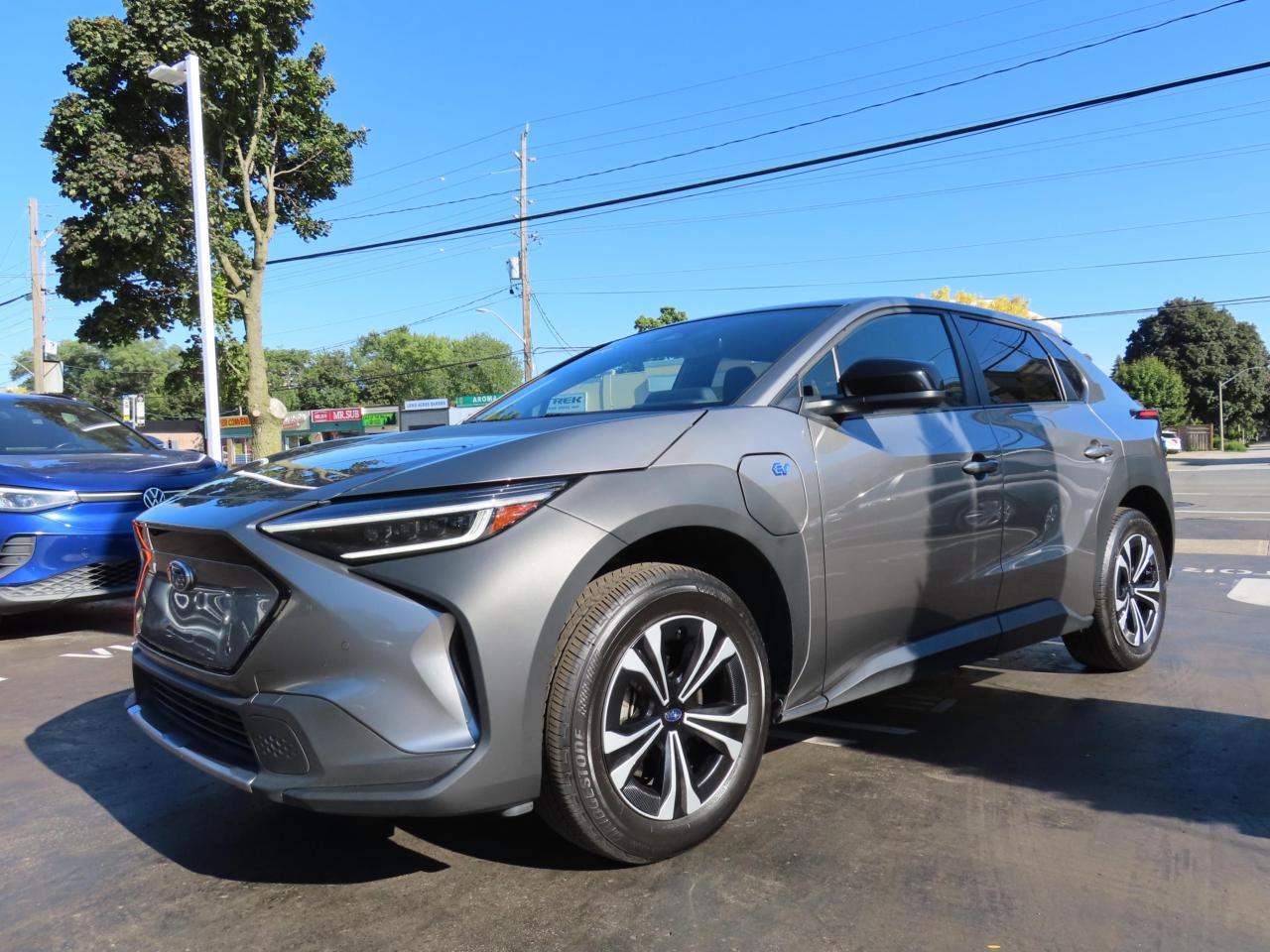 2023 Subaru Solterra Lane Assist - Blind Spot Monitor - Awd - Low Kms !! Photo3