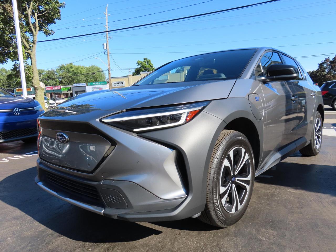 2023 Subaru Solterra Lane Assist - Blind Spot Monitor - Awd - Low Kms !! Photo