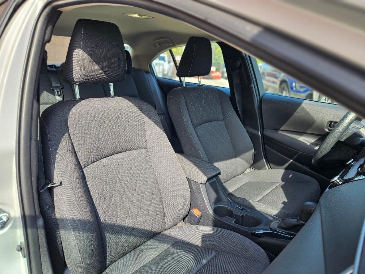 2023 Toyota Corolla LE-AUTOMATIC-CARPLAY-HEATED SEATS-BSM-LDW Photo