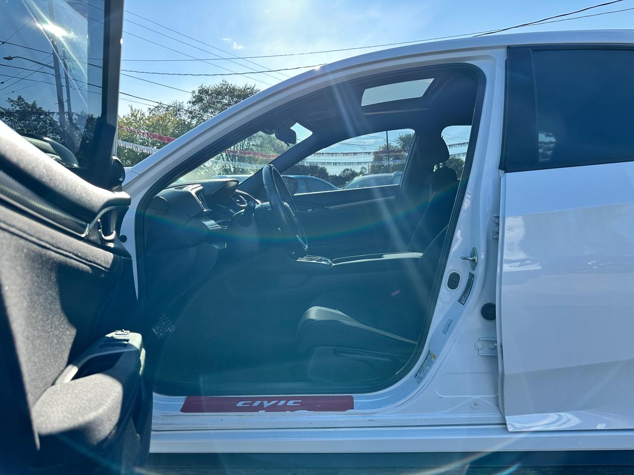 2018 Honda Civic Sport Honda Sensing Sunroof CarPlay RearCam A/C FM Photo