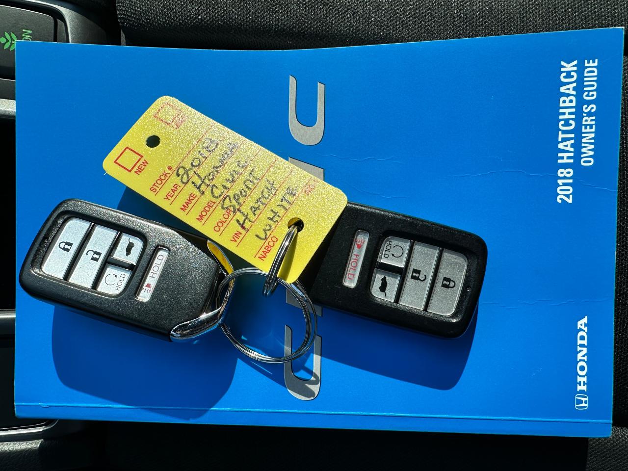 2018 Honda Civic Sport Honda Sensing Sunroof CarPlay RearCam A/C FM Photo