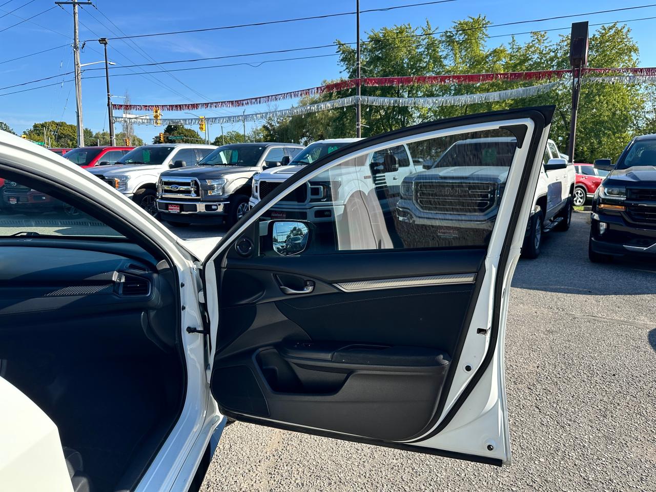 2018 Honda Civic Sport Honda Sensing Sunroof CarPlay RearCam A/C FM Photo