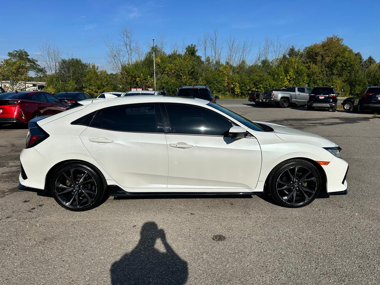 2018 Honda Civic Sport Honda Sensing Sunroof CarPlay RearCam A/C FM Photo