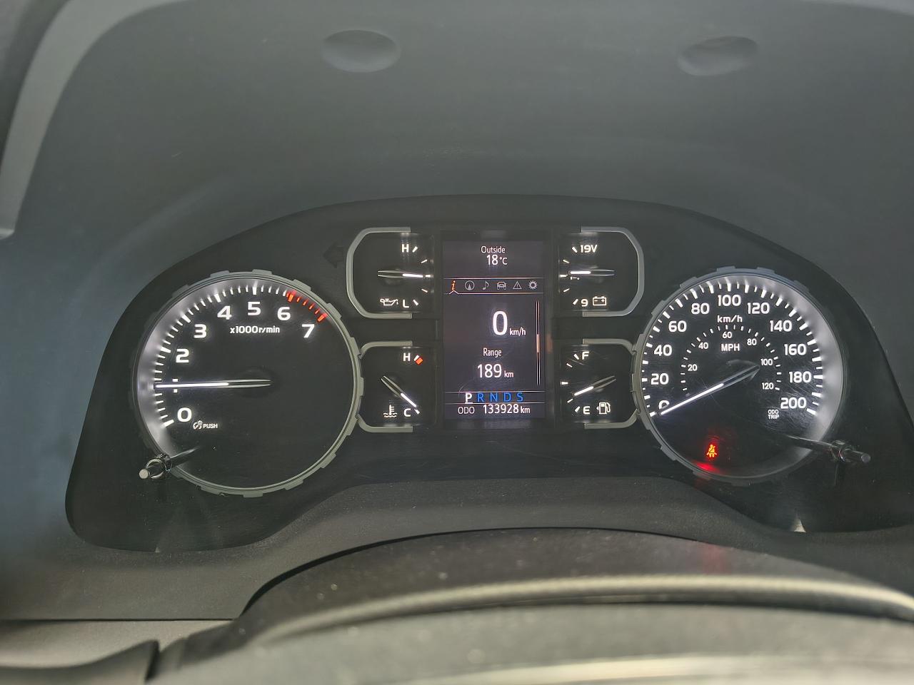 2019 Toyota Tundra SR5 Plus Photo0