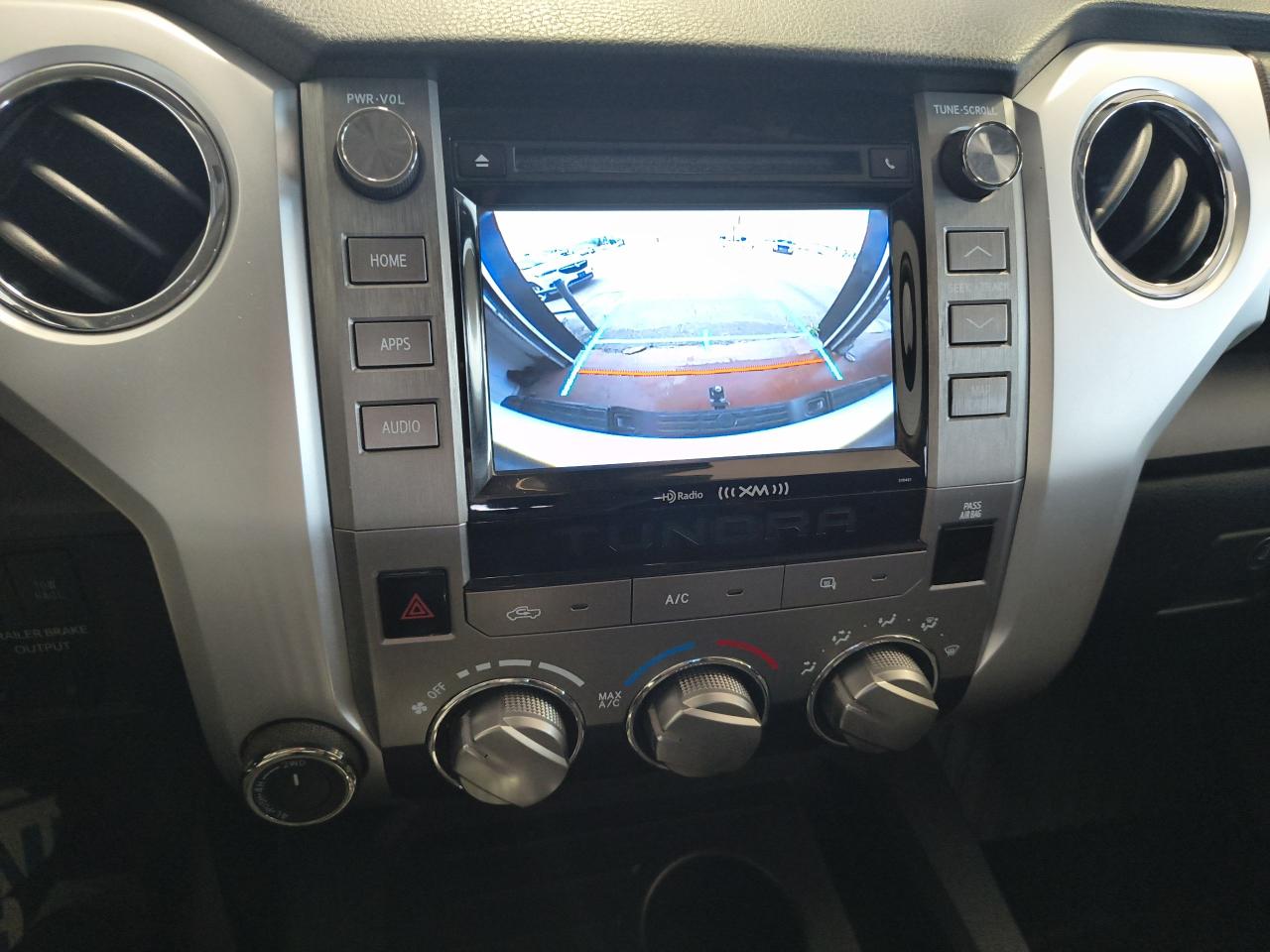 2019 Toyota Tundra SR5 Plus Photo0