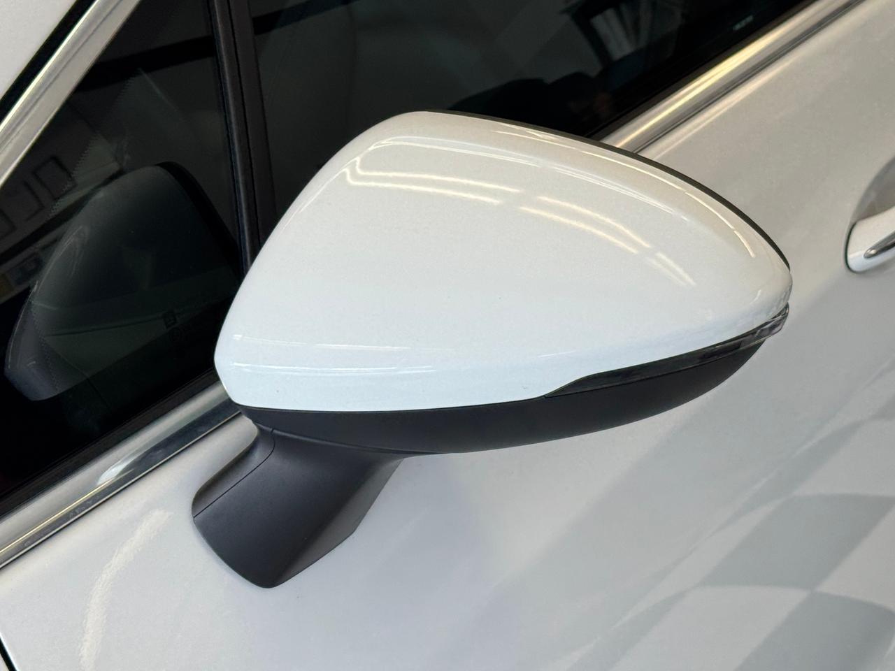 2018 Chevrolet Cruze Premier+Leather+ApplePlay+Remote Start+A/C Photo