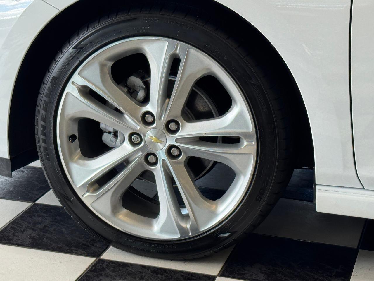 2018 Chevrolet Cruze Premier+Leather+ApplePlay+Remote Start+A/C Photo