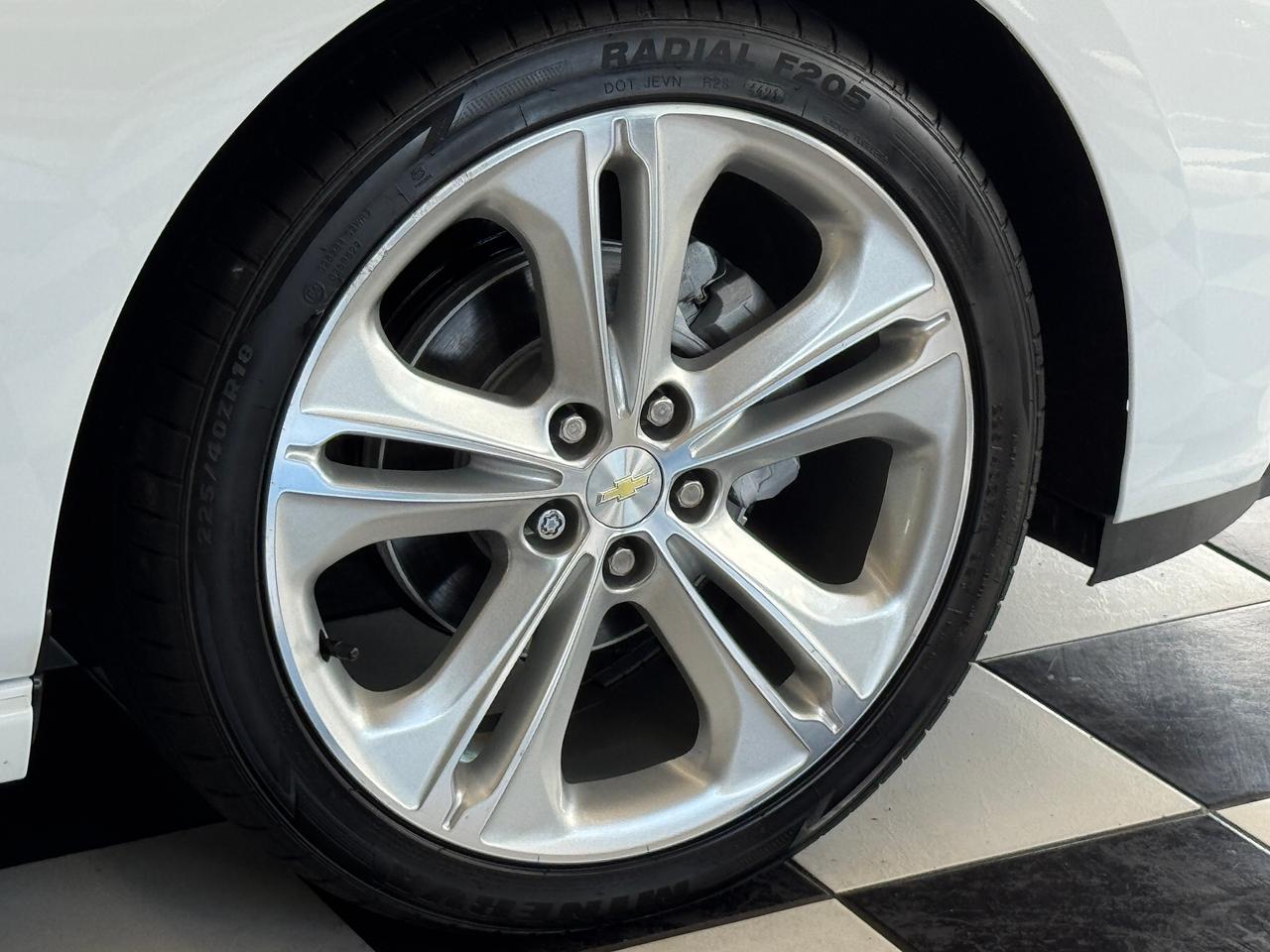 2018 Chevrolet Cruze Premier+Leather+ApplePlay+Remote Start+A/C Photo
