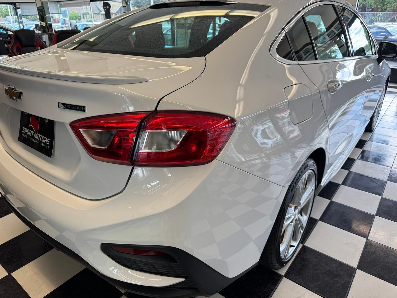 2018 Chevrolet Cruze Premier+Leather+ApplePlay+Remote Start+A/C Photo