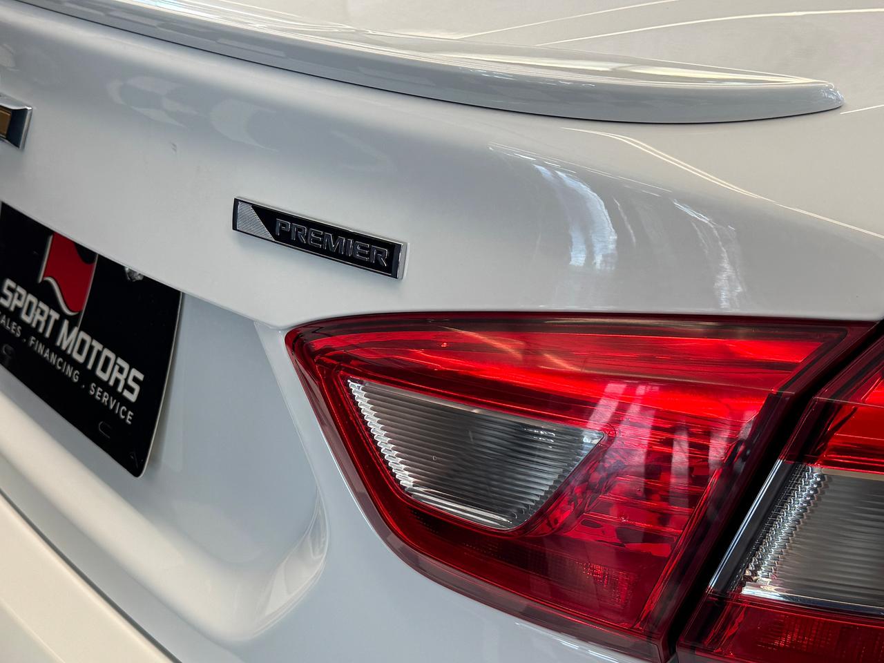 2018 Chevrolet Cruze Premier+Leather+ApplePlay+Remote Start+A/C Photo