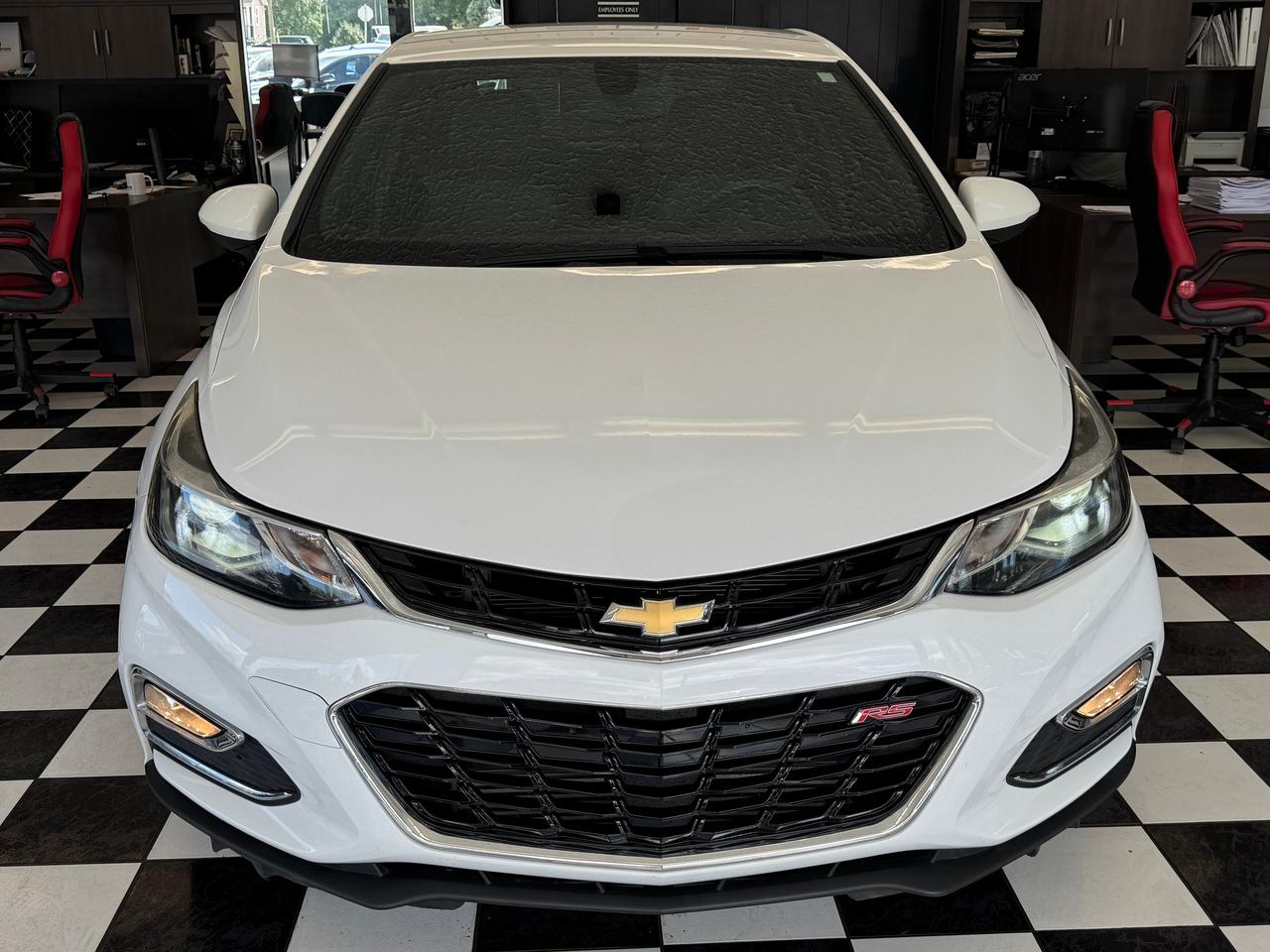2018 Chevrolet Cruze Premier+Leather+ApplePlay+Remote Start+A/C Photo