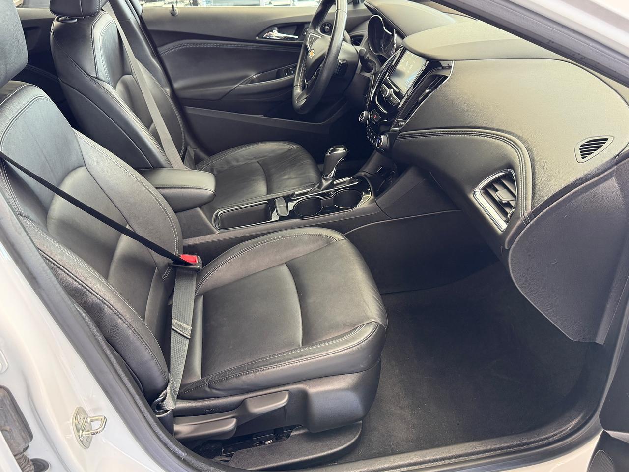 2018 Chevrolet Cruze Premier+Leather+ApplePlay+Remote Start+A/C Photo
